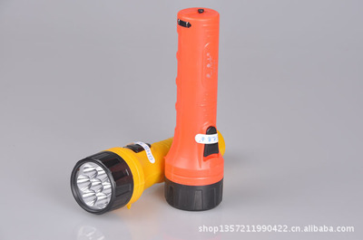 广东厂家专业出品 GHS-207多功能强光充电手电筒——户外与应急照明的理想选择